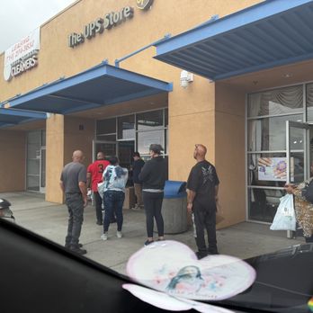 The UPS Store - The line that was forming outside, not counting the people in line on the inside - Shipping Centers Near Me - Hawthorne, California The UPS Store - The line that was forming outside, not counting the people in line on the inside - Shipping Centers Near Me - Hawthorne, California