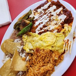 El Mora Restaurant - Chilaquiles rojos with scramble egg