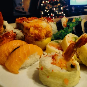 Miyuki Sushi Bar - Un petit take-out de Miyuki - Sushi Bars Near Me - Longueuil, Quebec