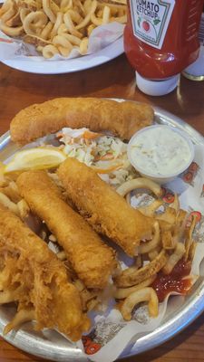 Hooters by null