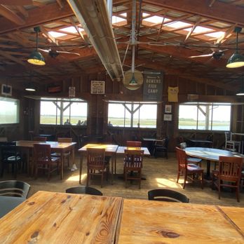 Bowen's Island Restaurant - Indoor dining with fans - no a/c here ya'll - Seafood Near Me - Charleston, South Carolina Bowen's Island Restaurant - Indoor dining with fans - no a/c here ya'll - Seafood Near Me - Charleston, South Carolina
