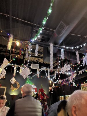 Blitzen’s on Bagley by null