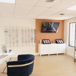Style Site Optical - You can always get your eye glasses repaired at our aventura optical near me.