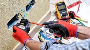 Slide of Zoom Electricians Playa Vista