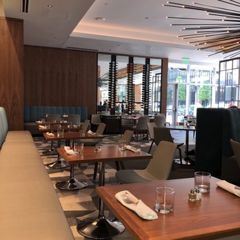 Zutro Restaurant & Bar - Nice - New American Near Me - Houston, Texas