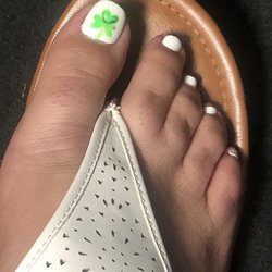 4 U Nails
