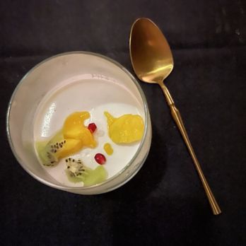 Omaniku - Coconut pudding with mango. - Asian Fusion Near Me - San Gabriel, California