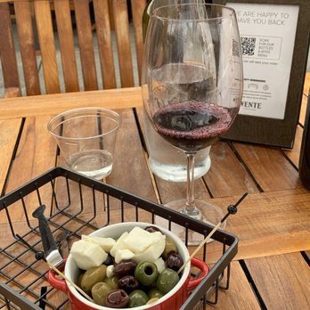 Wente Vineyards - Olive appetizer and wine. - Wine Tasting Room Near Me - Livermore, California Wente Vineyards - Olive appetizer and wine. - Wine Tasting Room Near Me - Livermore, California