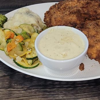 Station 330 - Chicken Fried Chicken, mashed taters, veggie mix, gravy - Mexican Near Me - Burleson, Texas Station 330 - Chicken Fried Chicken, mashed taters, veggie mix, gravy - Mexican Near Me - Burleson, Texas