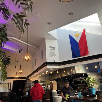 FOB Kitchen - Inside near kitchen and bar area - Filipino Near Me - Oakland, California FOB Kitchen - Inside near kitchen and bar area - Filipino Near Me - Oakland, California