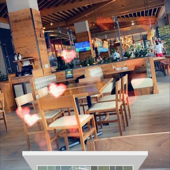 Barrel & Bushel - Inside - Bars Near Me - Tysons Corner, Virginia