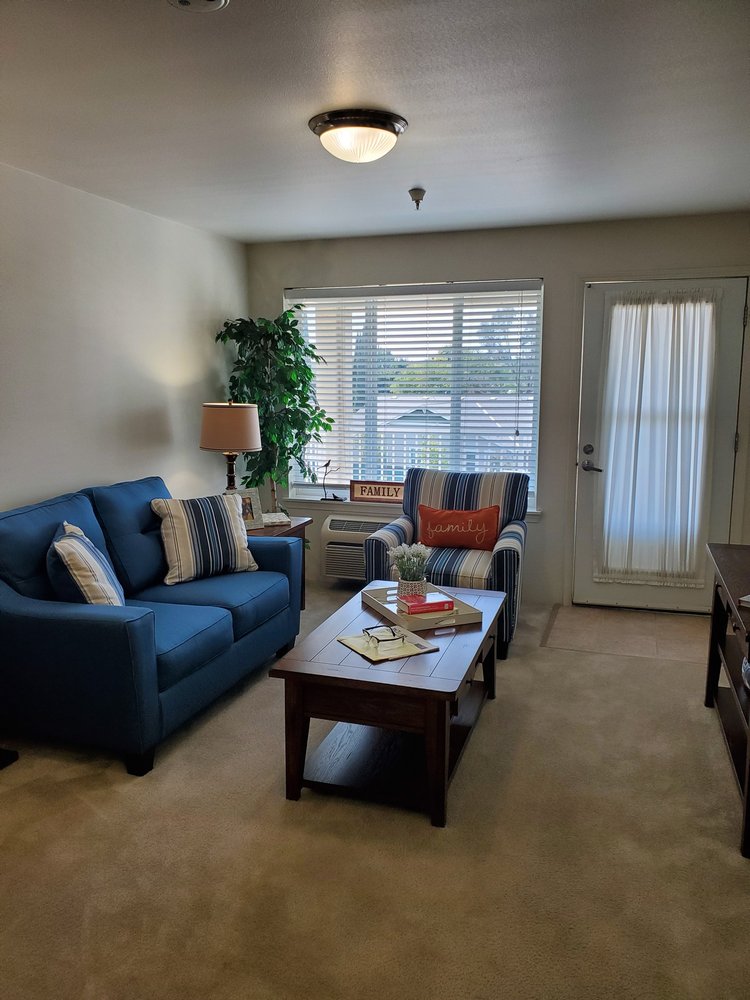 SOLSTICE SENIOR LIVING AT CLOVIS Updated July 2024 11 Photos 2100