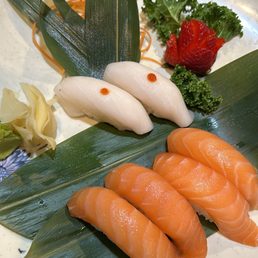 White Tuna & Salmon Sushi White Tuna & Salmon Sushi