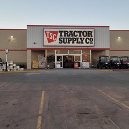 Exterior photo of Tractor Supply - Lubbock, Texas Exterior photo of Tractor Supply - Lubbock, Texas