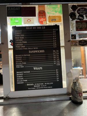 Brown's BBQ by null