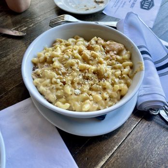 Plank Craft Kitchen & Bar - Lobster Mac and cheese - American Near Me - Folsom, California Plank Craft Kitchen & Bar - Lobster Mac and cheese - American Near Me - Folsom, California