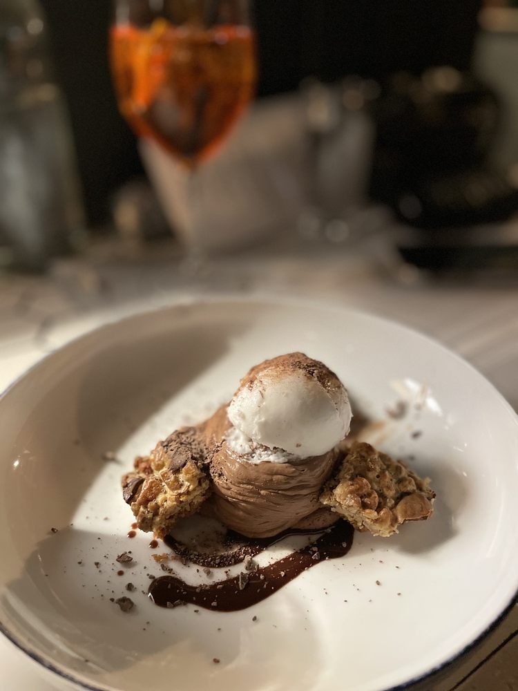 Social spots from Rosie Food & Wine