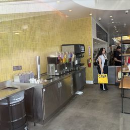 Drink bar