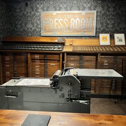 The Press Room - Inside