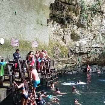 Cenote Ik Kil - Ik Kil Cenote - Landmarks & Historical Buildings Near Me - Tinum, YUC