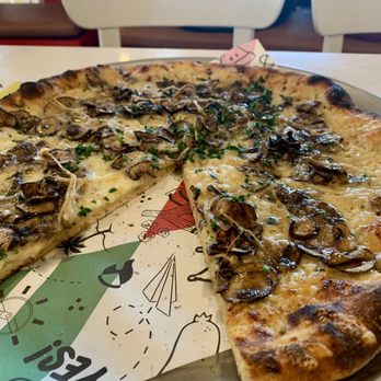 Pitfire Pizza - FIELD MUSHROOM - Pizza Near Me - Orange, California
