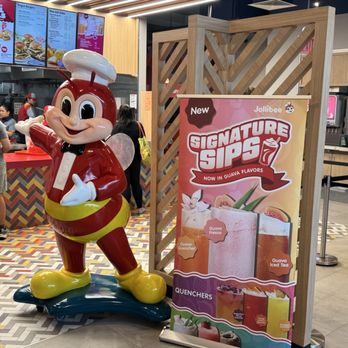 Jollibee - Fast Food Near Me - Elmhurst, New York Jollibee - Fast Food Near Me - Elmhurst, New York