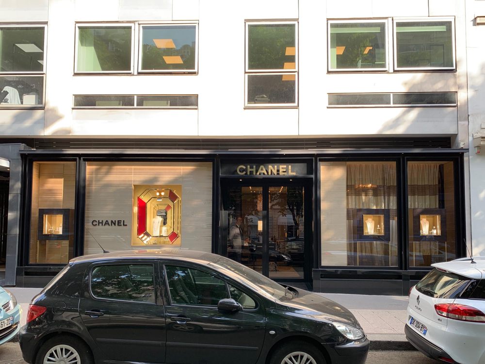 CHANEL WATCHES & FINE JEWELRY MONTAIGNE 42 Avenue Montaigne, Paris