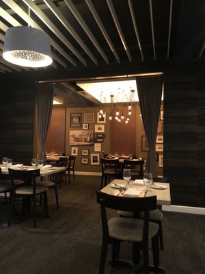 TABLE 28 - 275 Photos & 185 Reviews - American (New) - 1501 Merrill Dr ...