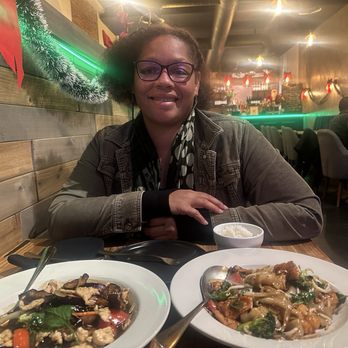 Hiso - Eggplant Chicken & Salmon Drunken Noodles - Laotian Near Me - Sacramento, California