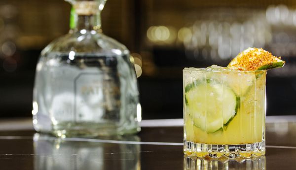 Nola's Bar & Lounge by null