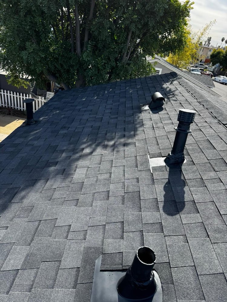 Slide of SD Supreme Roofing Services