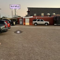 Parking lot. Arrived for a business dinner event. Parking lot. Arrived for a business dinner event.