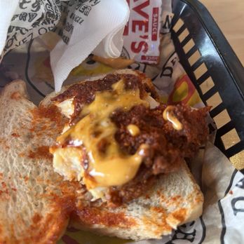 Dave's Hot Chicken - Dave's #3 1 Tender & 1 Slider w/ Fries - Chicken Shop Near Me - Chino Hills, California