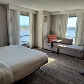Norfolk Waterside Marriott - Very nice corner room - Hotels Near Me - Norfolk, Virginia Norfolk Waterside Marriott - Very nice corner room - Hotels Near Me - Norfolk, Virginia