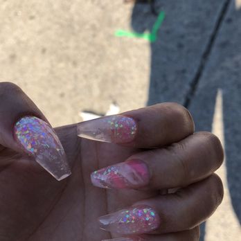 ES Nail Spa - Nail Salons Near Me - Brooklyn, New York