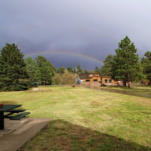 Rockmount Cottages 12 Photos 10 Reviews Hotels 1852 State