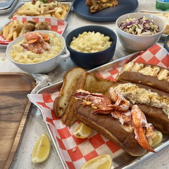 Steami's Lobster - Lobster roll Crab roll Shrimp roll Shrimp and lobster grilled cheese Chicken tenders Lobster Mac and cheese - Seafood Near Me - Duluth, Georgia Steami's Lobster - Lobster roll Crab roll Shrimp roll Shrimp and lobster grilled cheese Chicken tenders Lobster Mac and cheese - Seafood Near Me - Duluth, Georgia