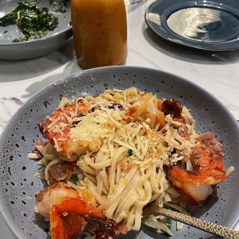 Kin Long Beach - Garlic noodles - Thai Near Me - Long Beach, California