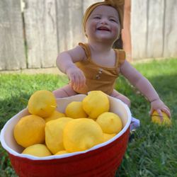 Laura's Barn Child Care Center - Infant daycare
Newborn daycare
bilingual Daycare
