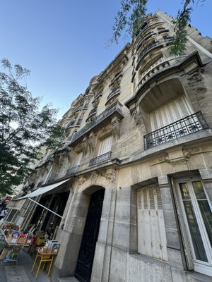 Le Café du Commerce by null