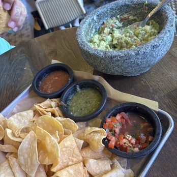 El Segundo Sol - Chips and salsa with avocado - Mexican Near Me - Las Vegas, Nevada