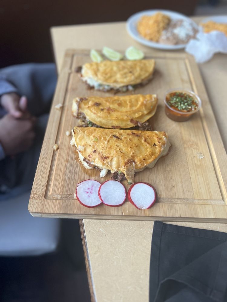 Panchos & Gringos