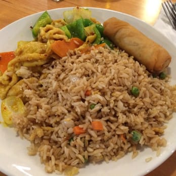 Evergreen Restaurant - Curry Chicken lunch combo - $8.50 - Chinese Near Me - Ann Arbor, Michigan