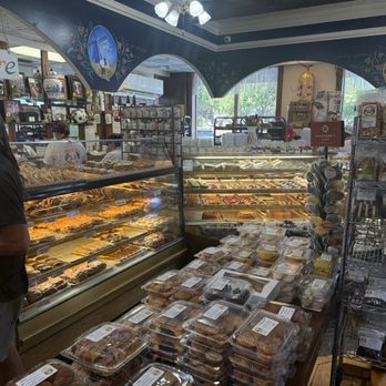 Erick Schat's Bakkery - Inside - Bakeries Near Me - Bishop, California Erick Schat's Bakkery - Inside - Bakeries Near Me - Bishop, California