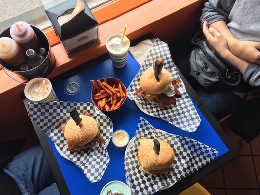 Boogie's Burgers Renfrew by null