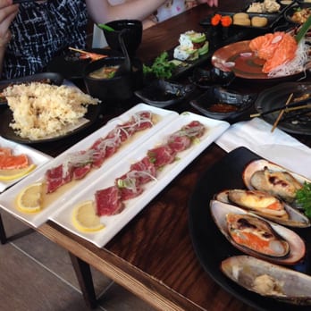 Ichiki - Salmon Takaki, beef tataki, shrimp tempura, baked mussels, salmon sashimi, deep fried scallops just to name a few - Japanese Near Me - Vaughan, Ontario