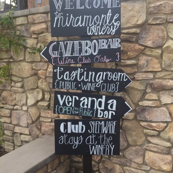 Miramonte Winery - Welcome sign - Wineries Near Me - Temecula, California Miramonte Winery - Welcome sign - Wineries Near Me - Temecula, California