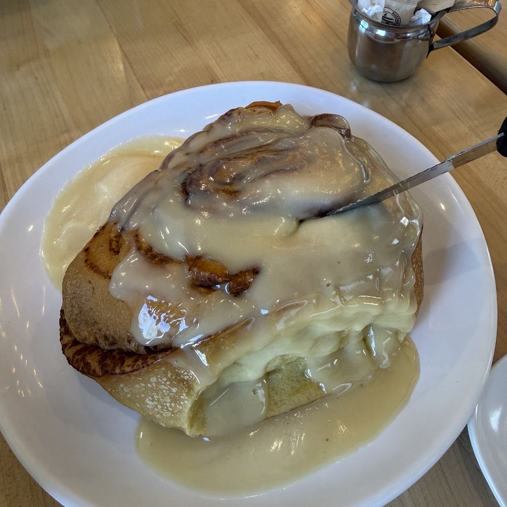 Cinnamon roll Cinnamon roll