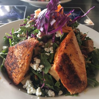 Joey's Cafe - New American Near Me - West Hollywood, California