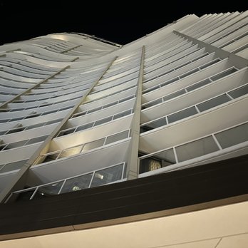 Quiora - The building above - Italian Near Me - Honolulu, Hawaii
